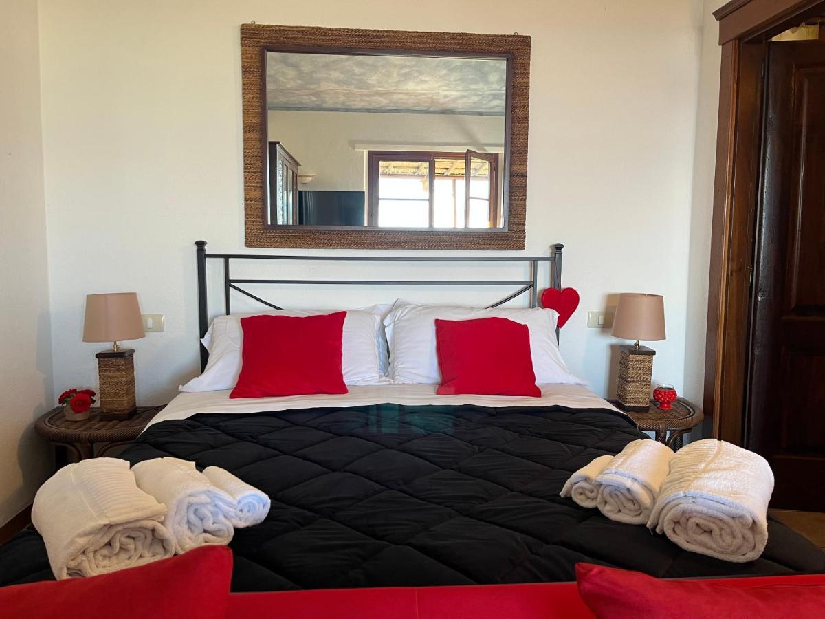 Agriturismo Annibale Tuoro sul Trasimeno Luaran gambar