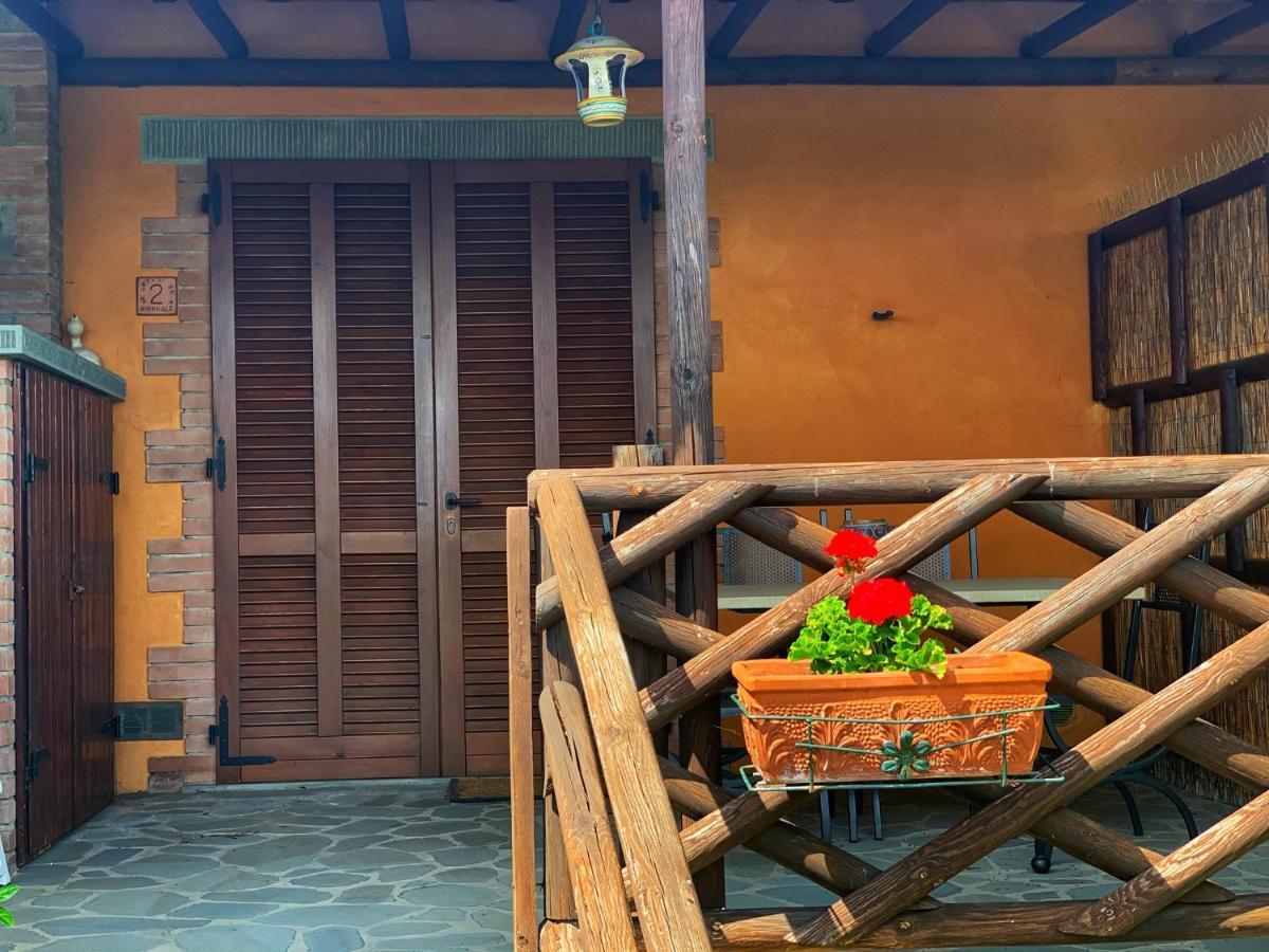 Agriturismo Annibale Tuoro sul Trasimeno Luaran gambar