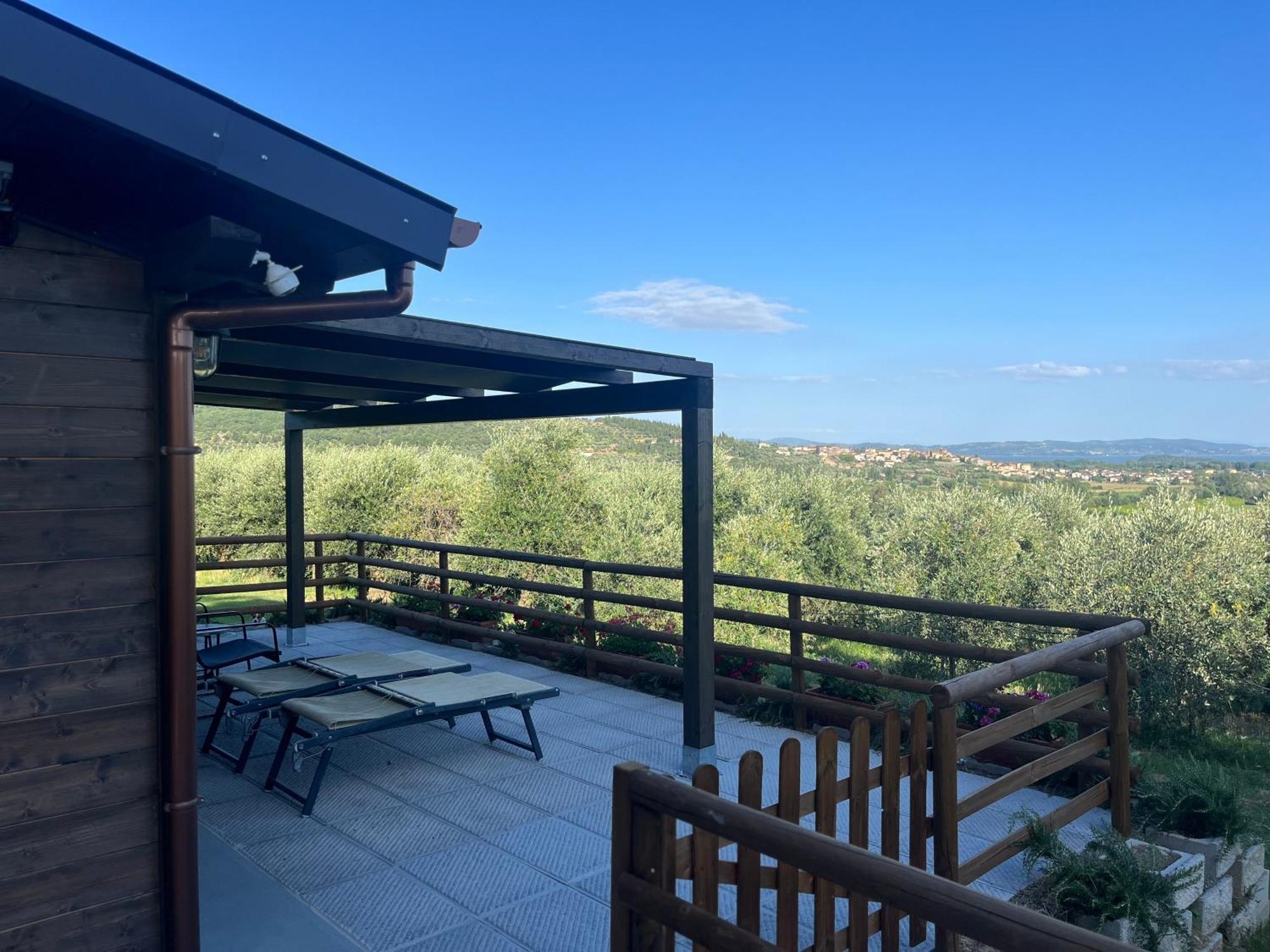 Agriturismo Annibale Tuoro sul Trasimeno Luaran gambar